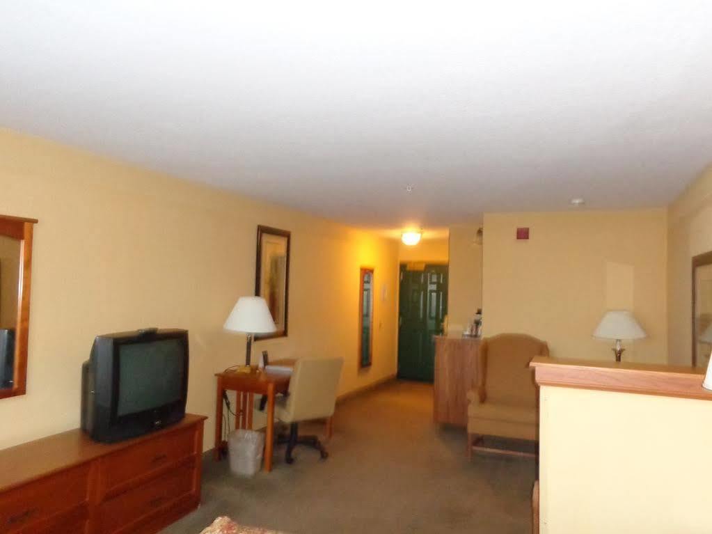Country Inn & Suites By Radisson, Green Bay East, Wi ภายนอก รูปภาพ