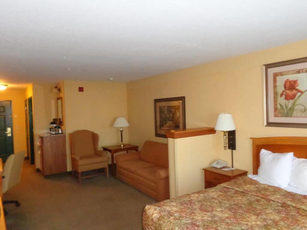 Country Inn & Suites By Radisson, Green Bay East, Wi ภายนอก รูปภาพ